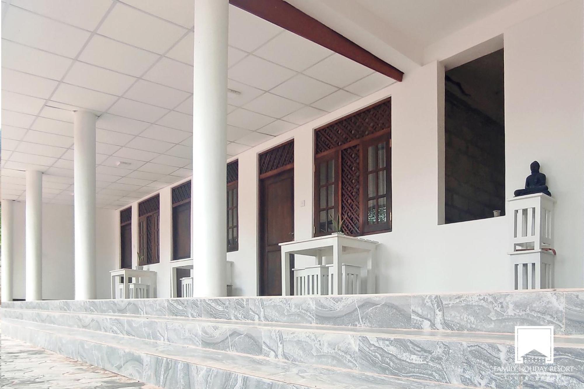 Family Holiday Resort Anuradhapura Exterior photo