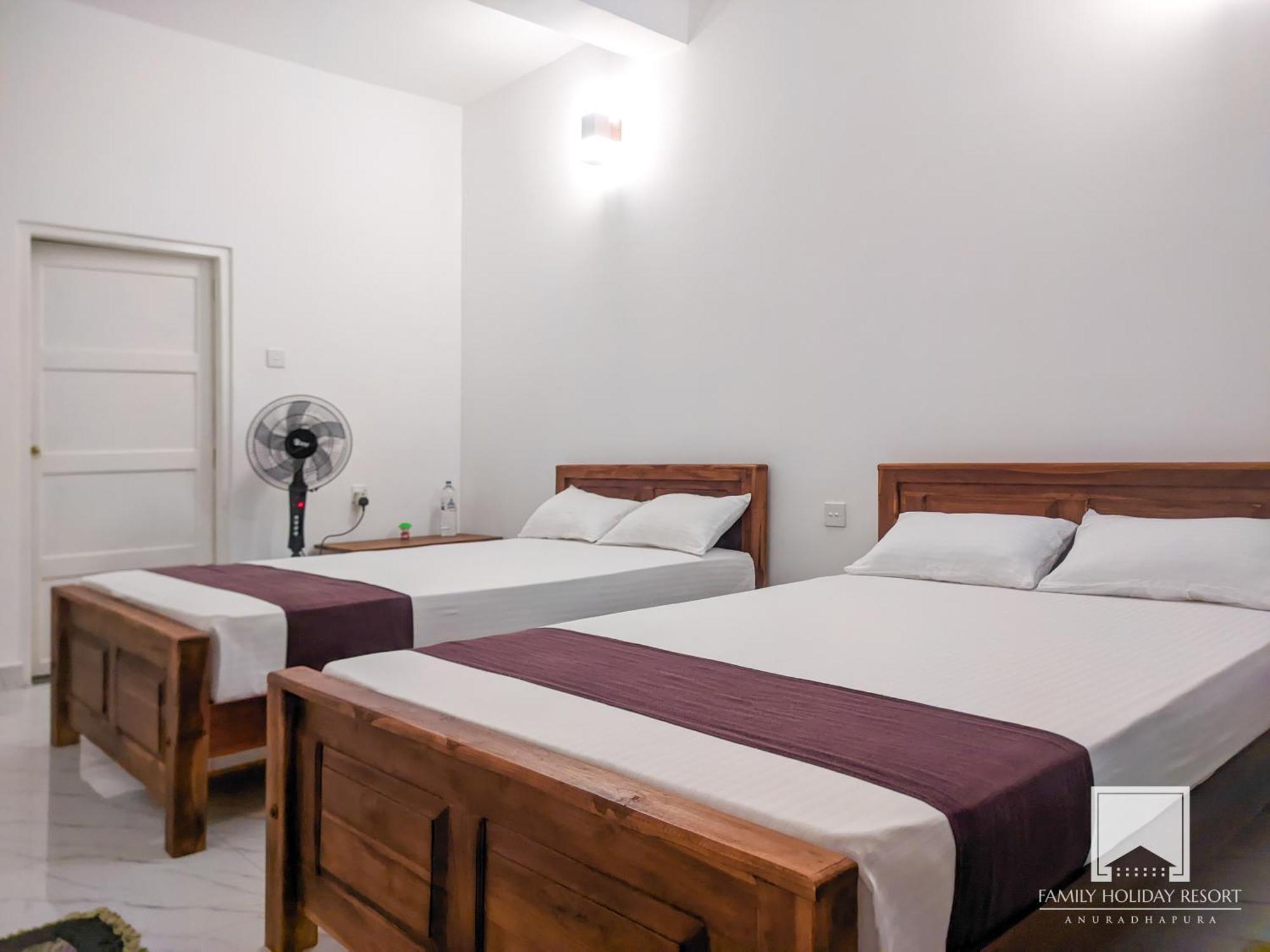 Family Holiday Resort Anuradhapura Exterior photo